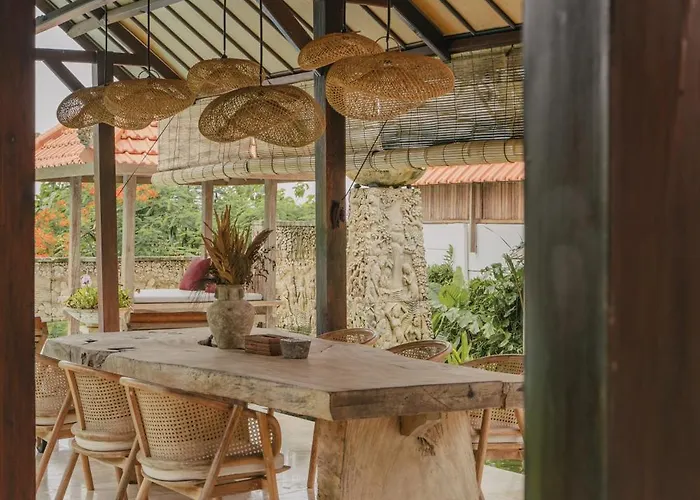 Tropical Asmara - 400sqm Garden Oasis With Large Pool And Scenic Views * Uluwatu